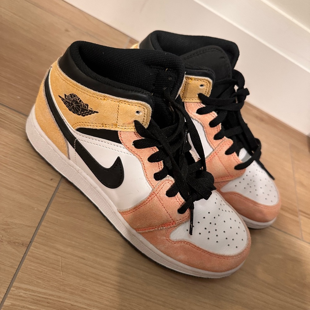 Nike Air Jordan Mid in Orange and Black